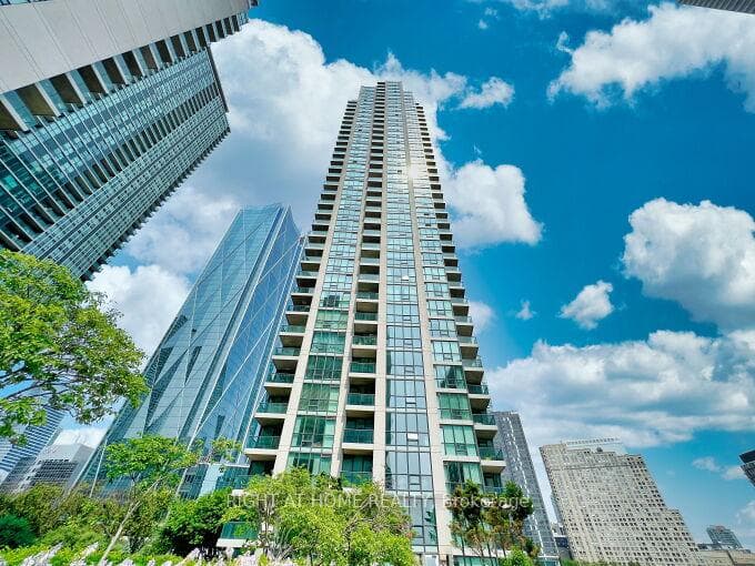 16 Yonge Street Unit 803 photo 38