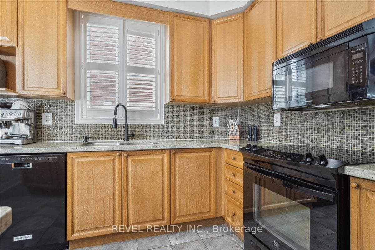 2283 Grand Oak Trail photo 12