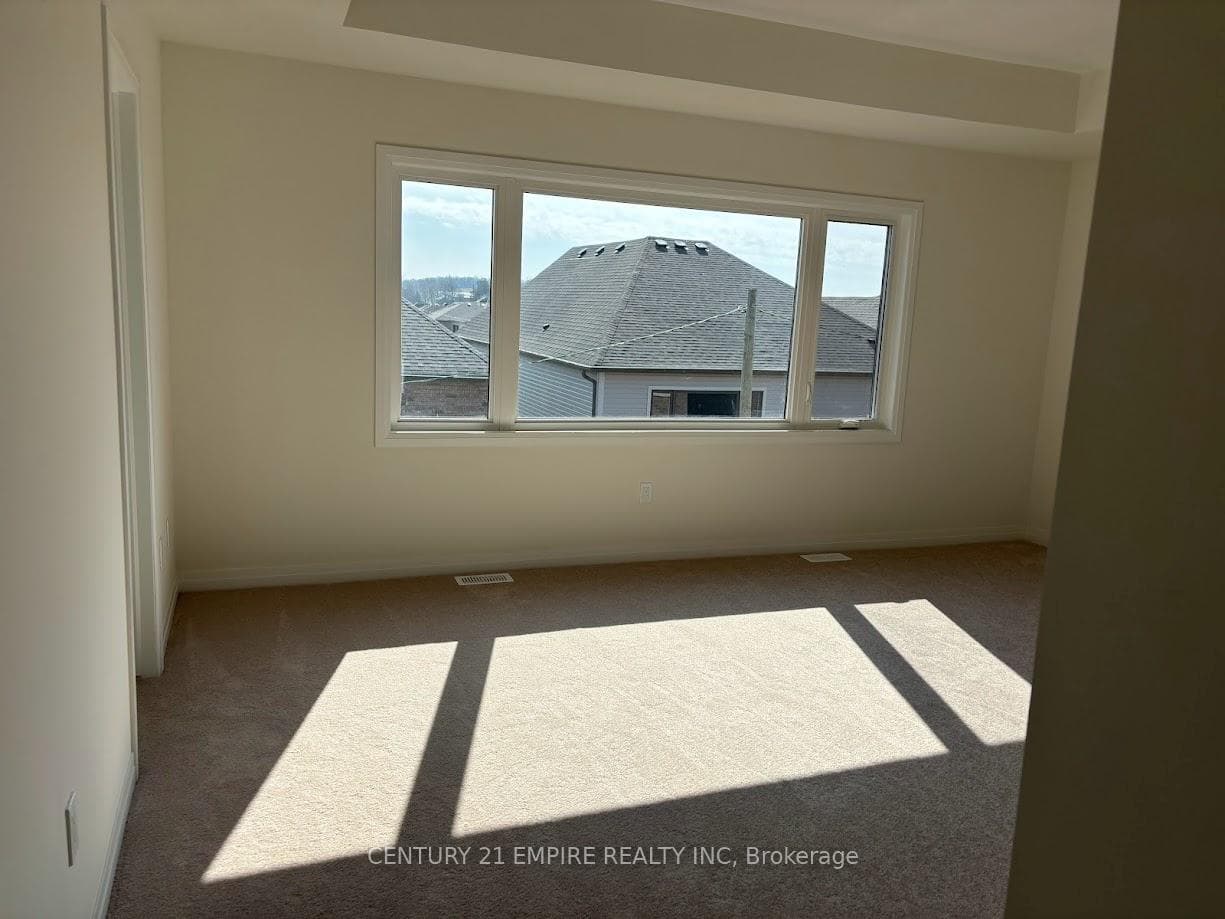 461 Robert Woolner Street photo 2