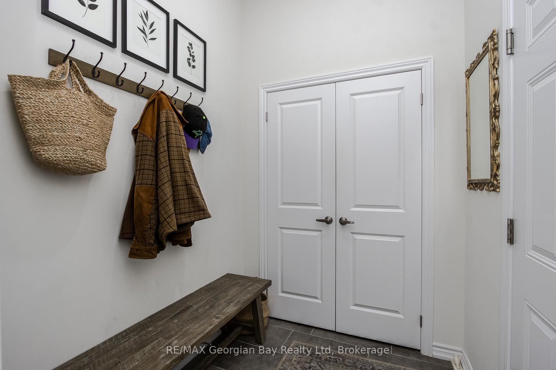 215 Roy Drive photo 10