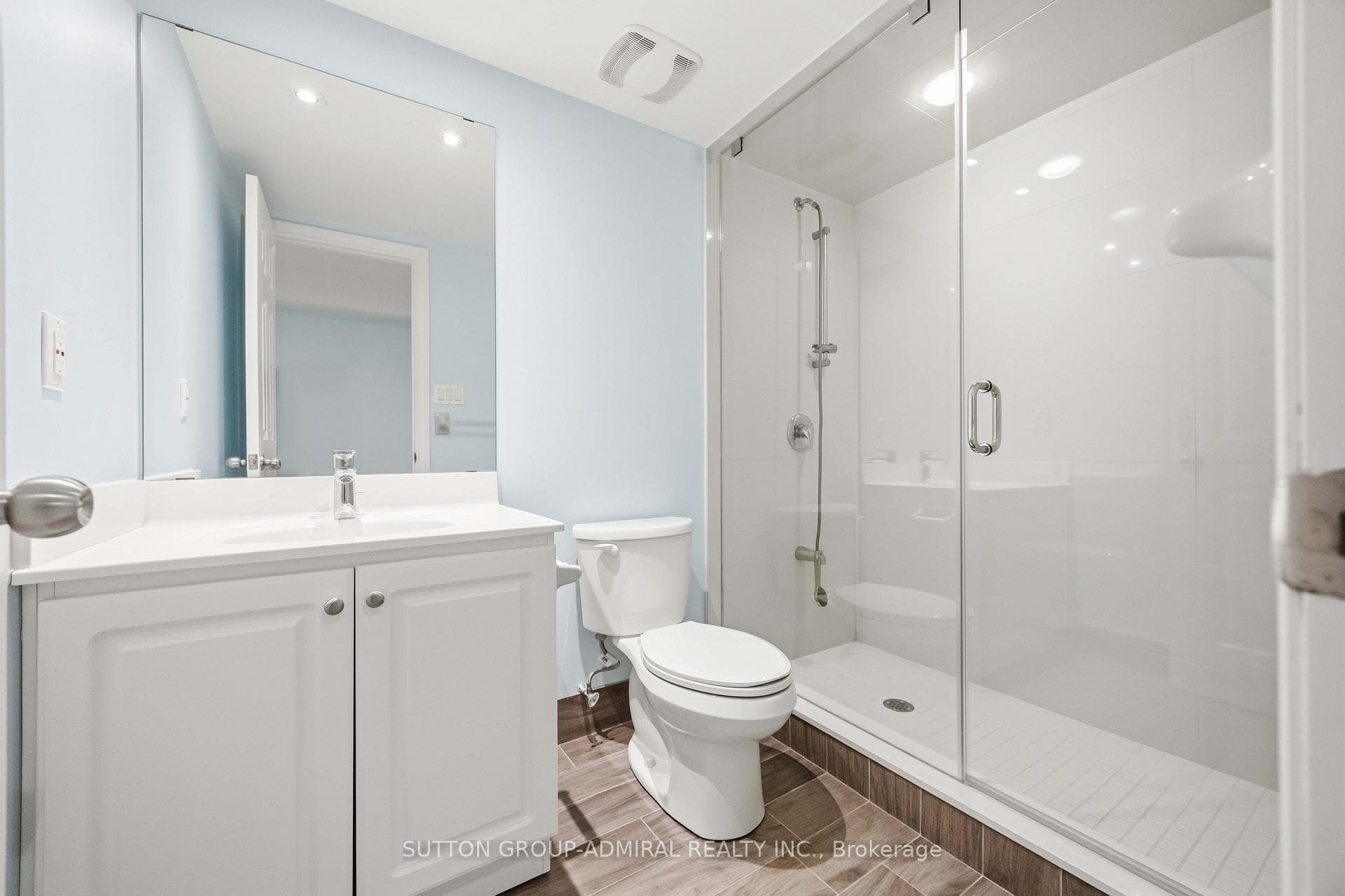64 Evaridge Drive photo 32