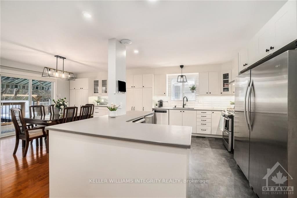 7 ROBERGE Crescent photo 9
