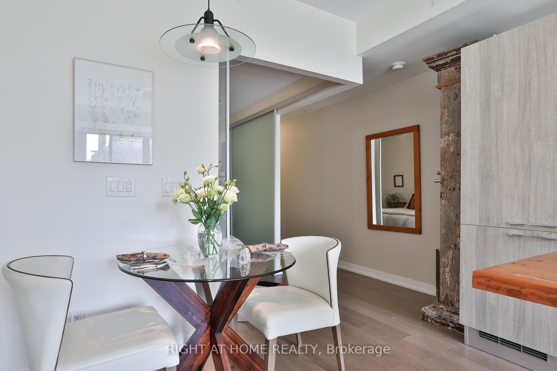 530 Indian Grove Unit 319 photo 7