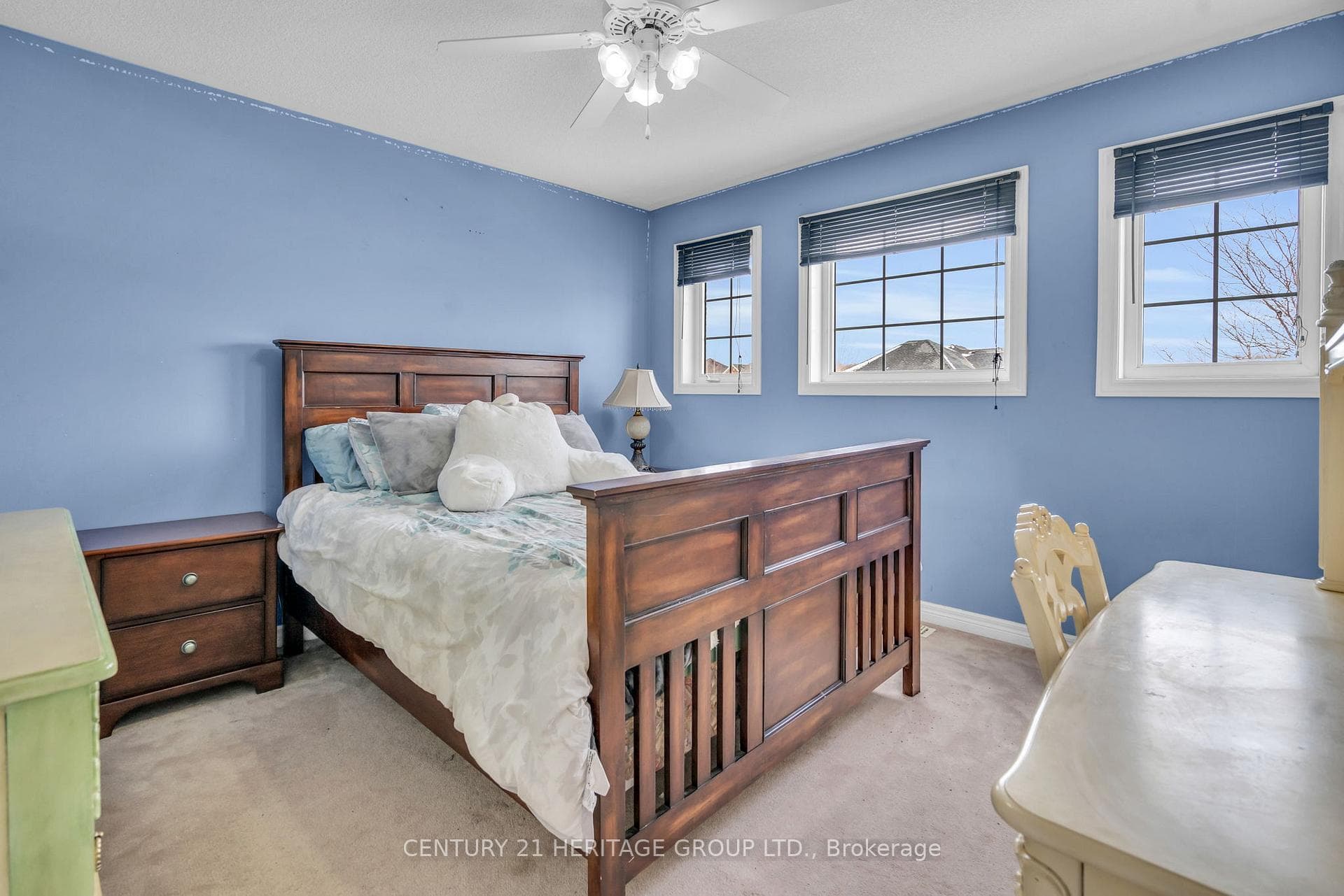 74 Kerfoot Crescent photo 24