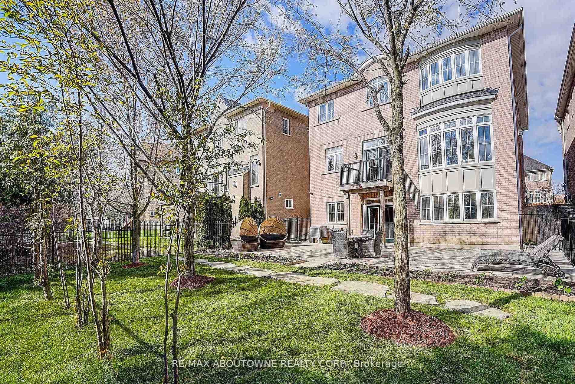 16 Gracedale Drive photo 38