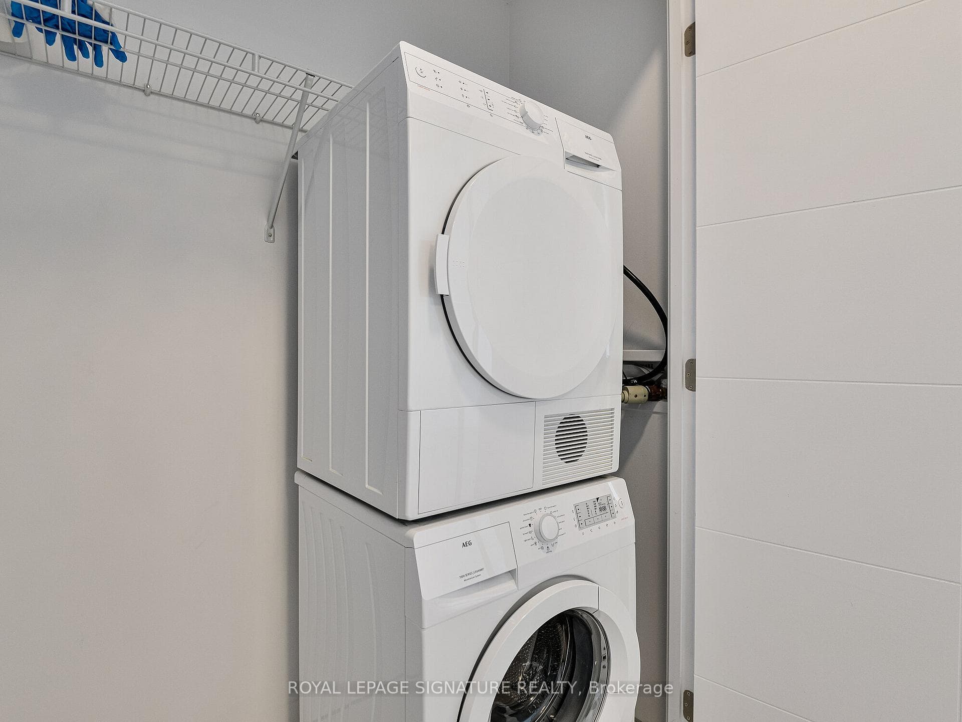 488 University Avenue Unit 3805 photo 11