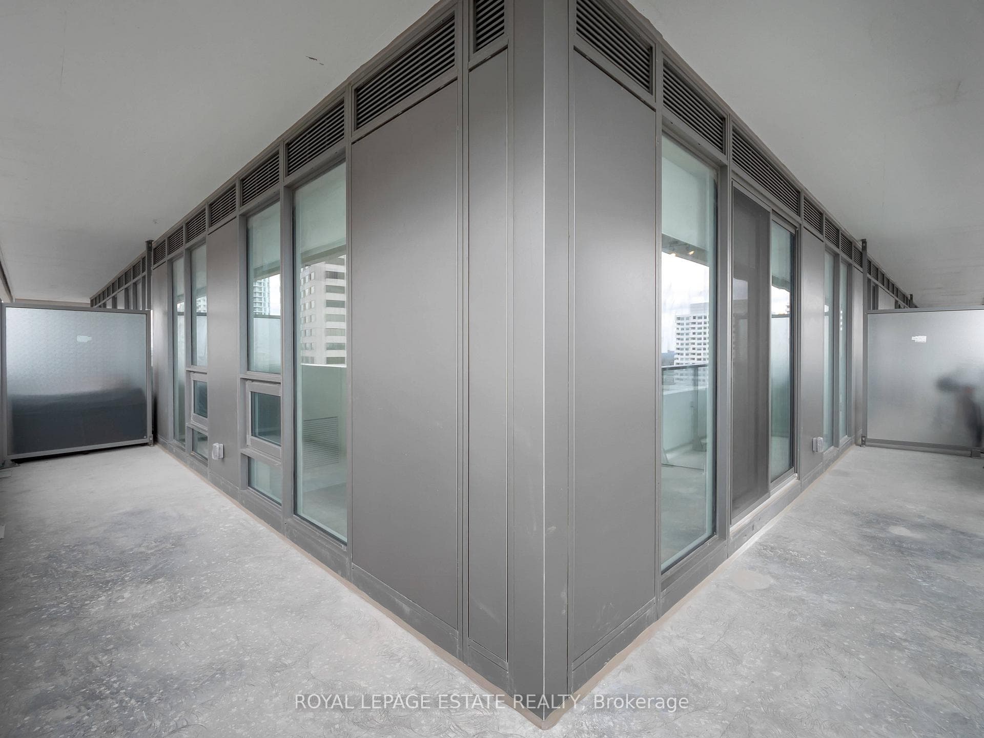 2221 Yonge Street Unit 1708 photo 14