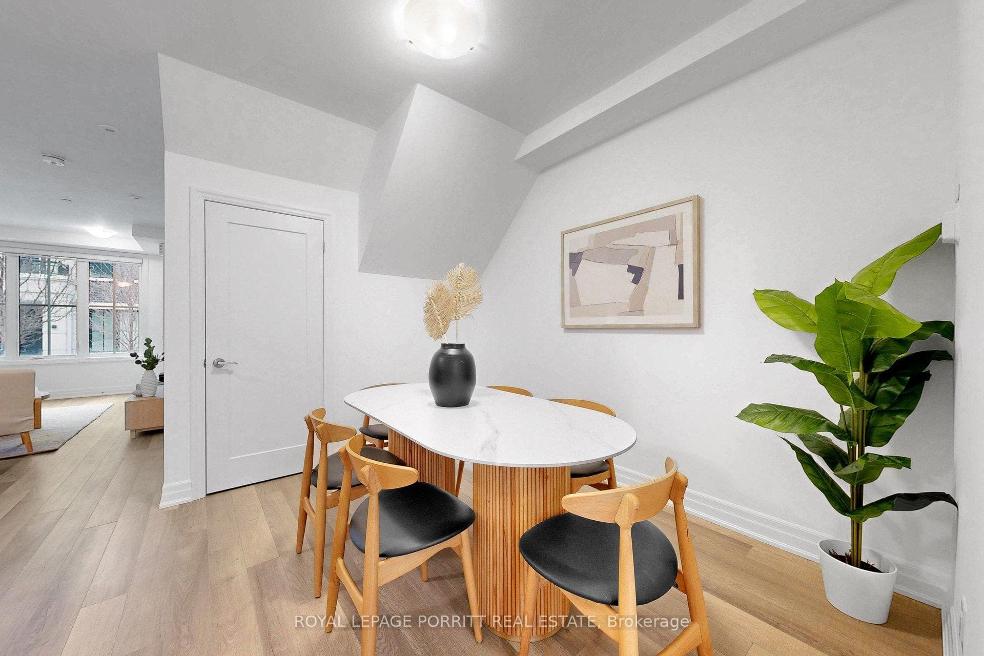 665 Cricklewood Drive Unit 707 photo 16