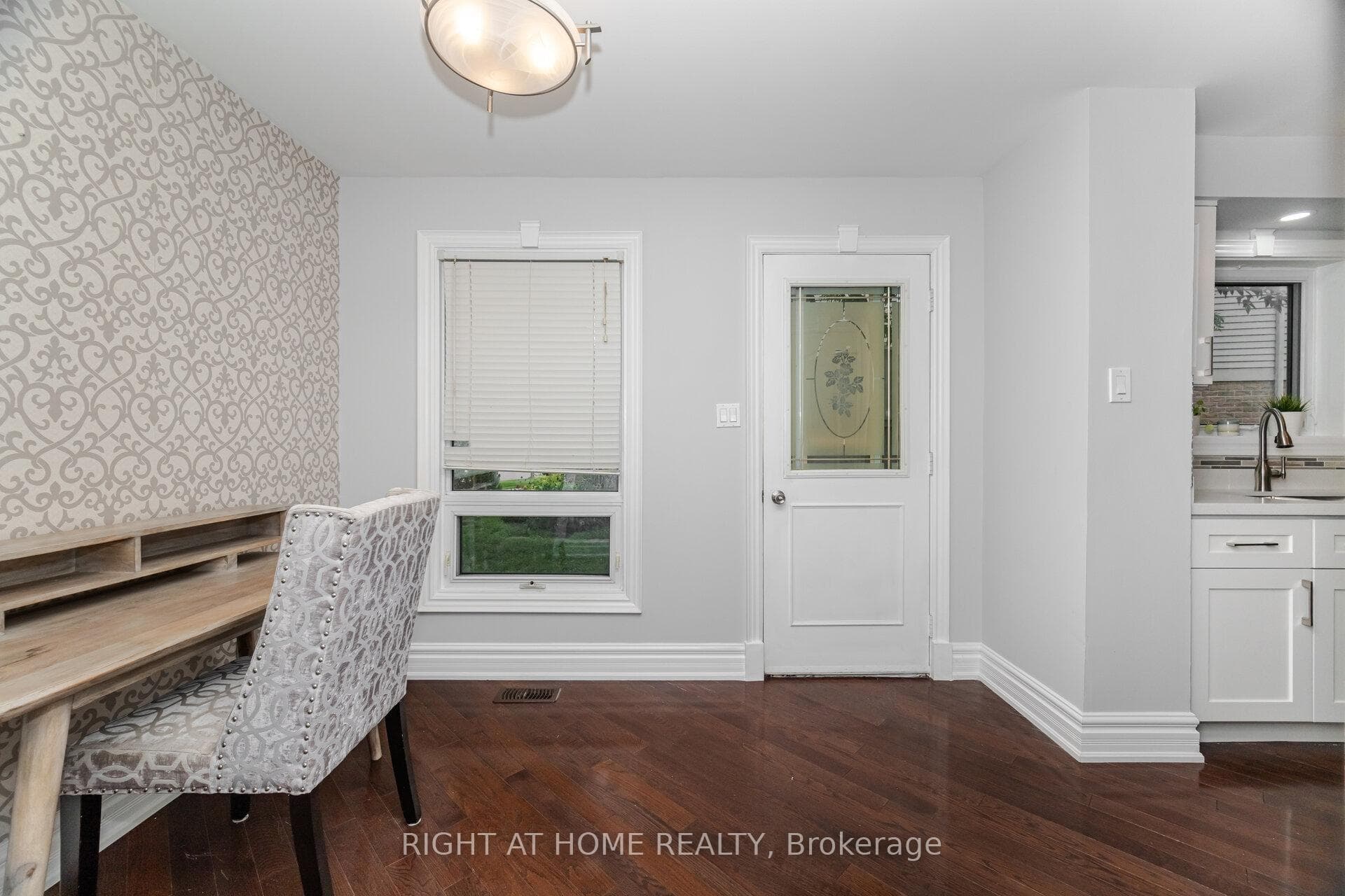 526 Holly Avenue photo 18