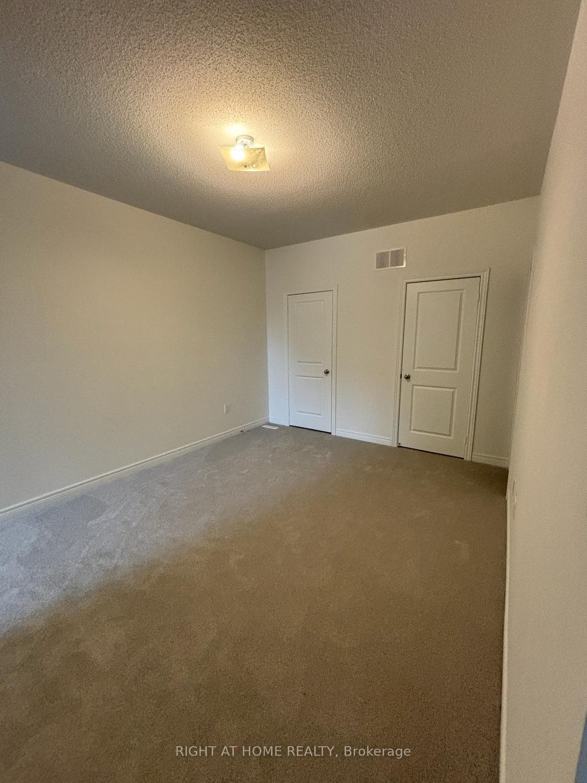 504 Littlewood Lane photo 18