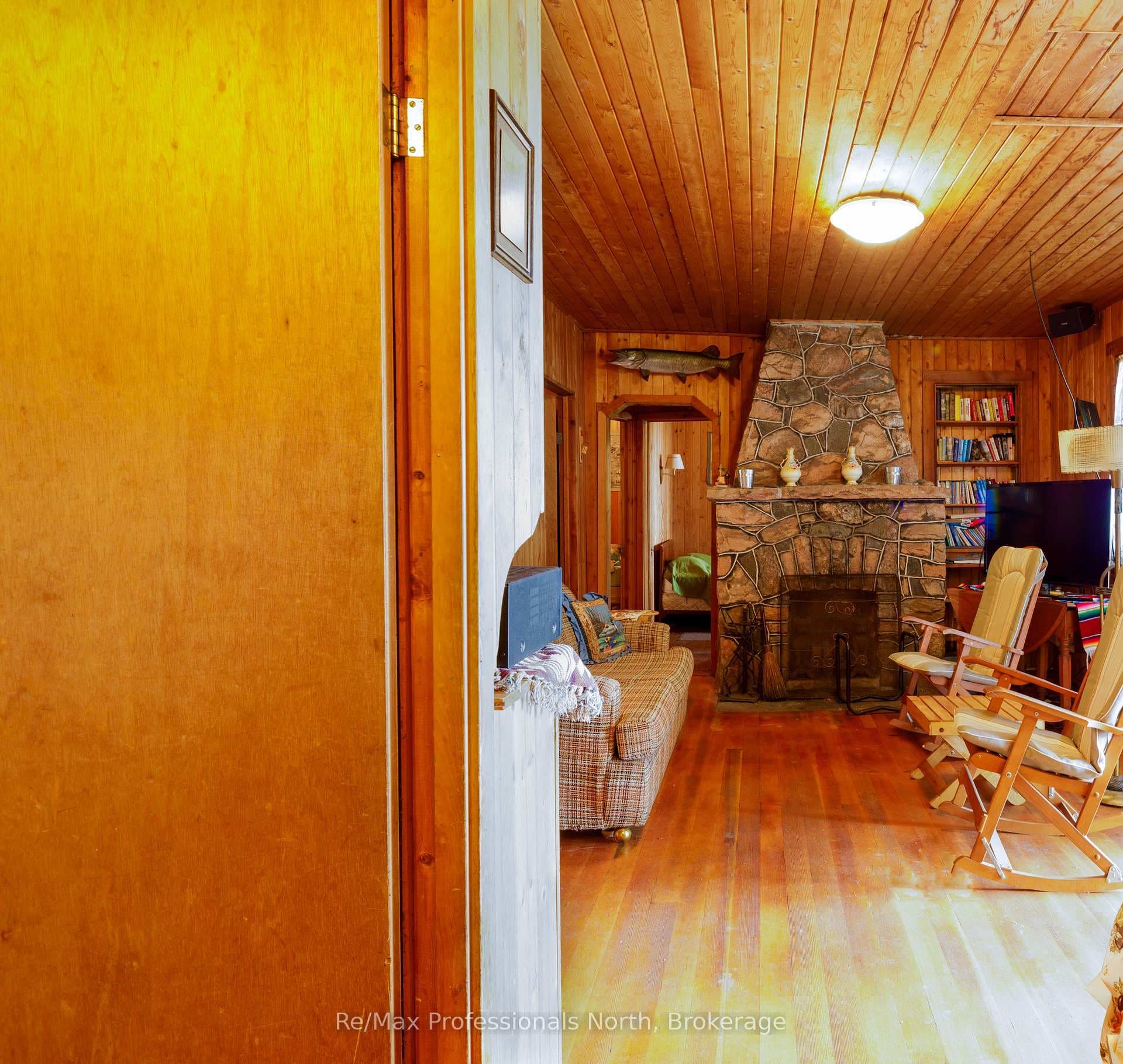 1102 Unit 2 Clipsham Road photo 21