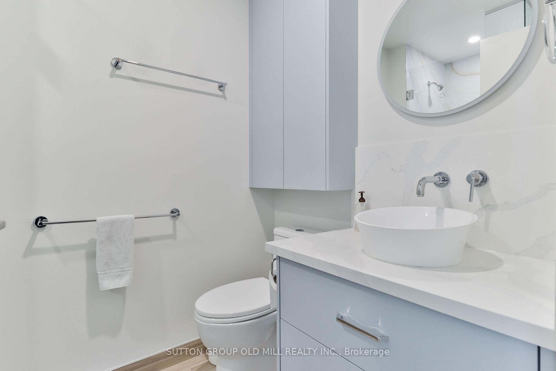 105 The Queensway N/A Unit 2110 photo 24