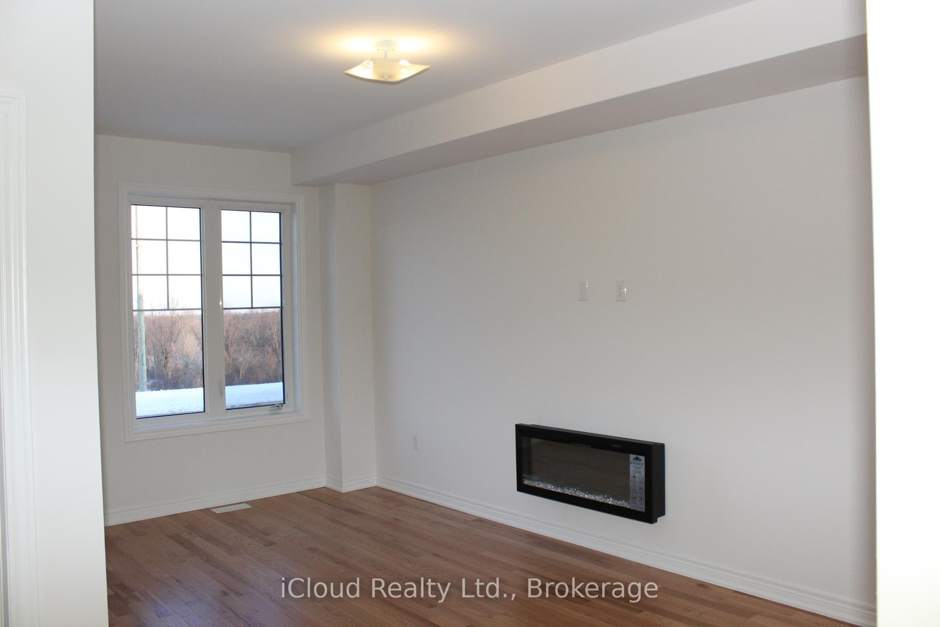 2932 Peter Matthews Drive photo 4