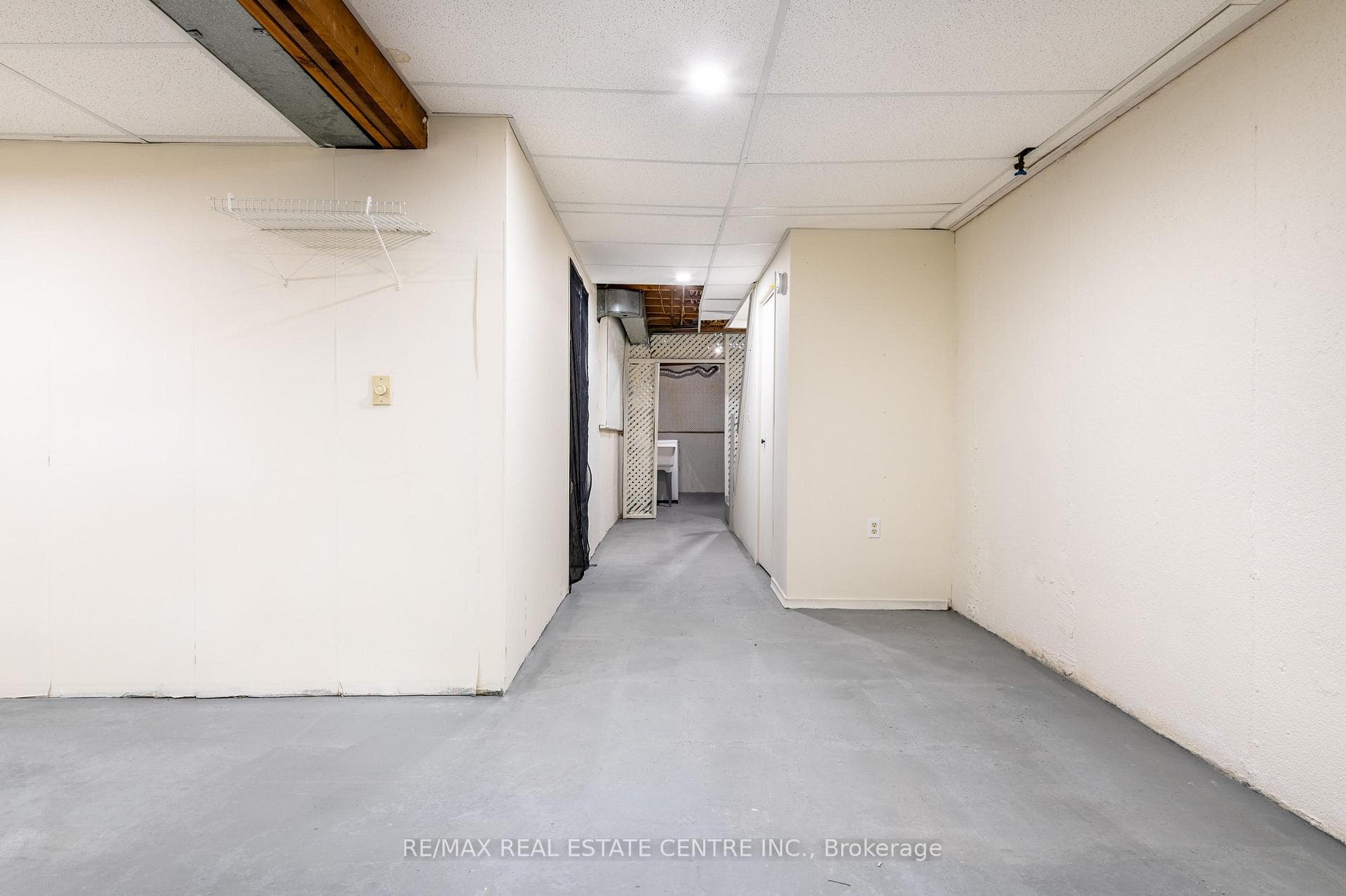 1330 Trowbridge Drive Unit 16 photo 30