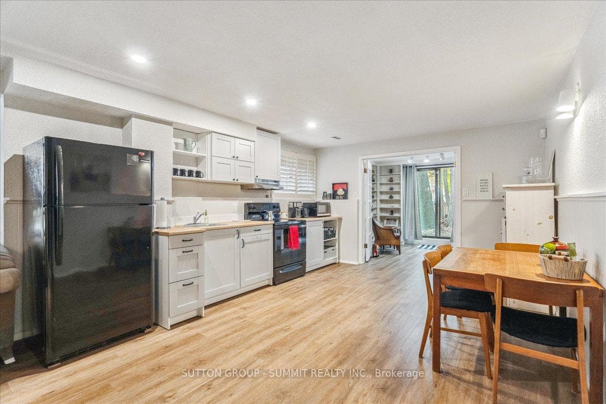 756 King Road photo 19