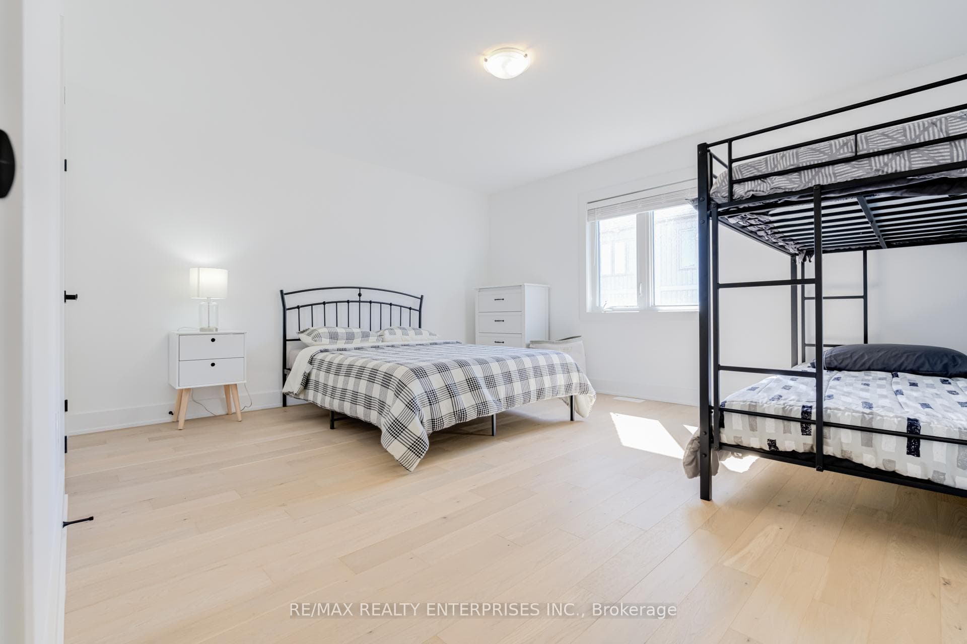 61 Wheatfield Road photo 23