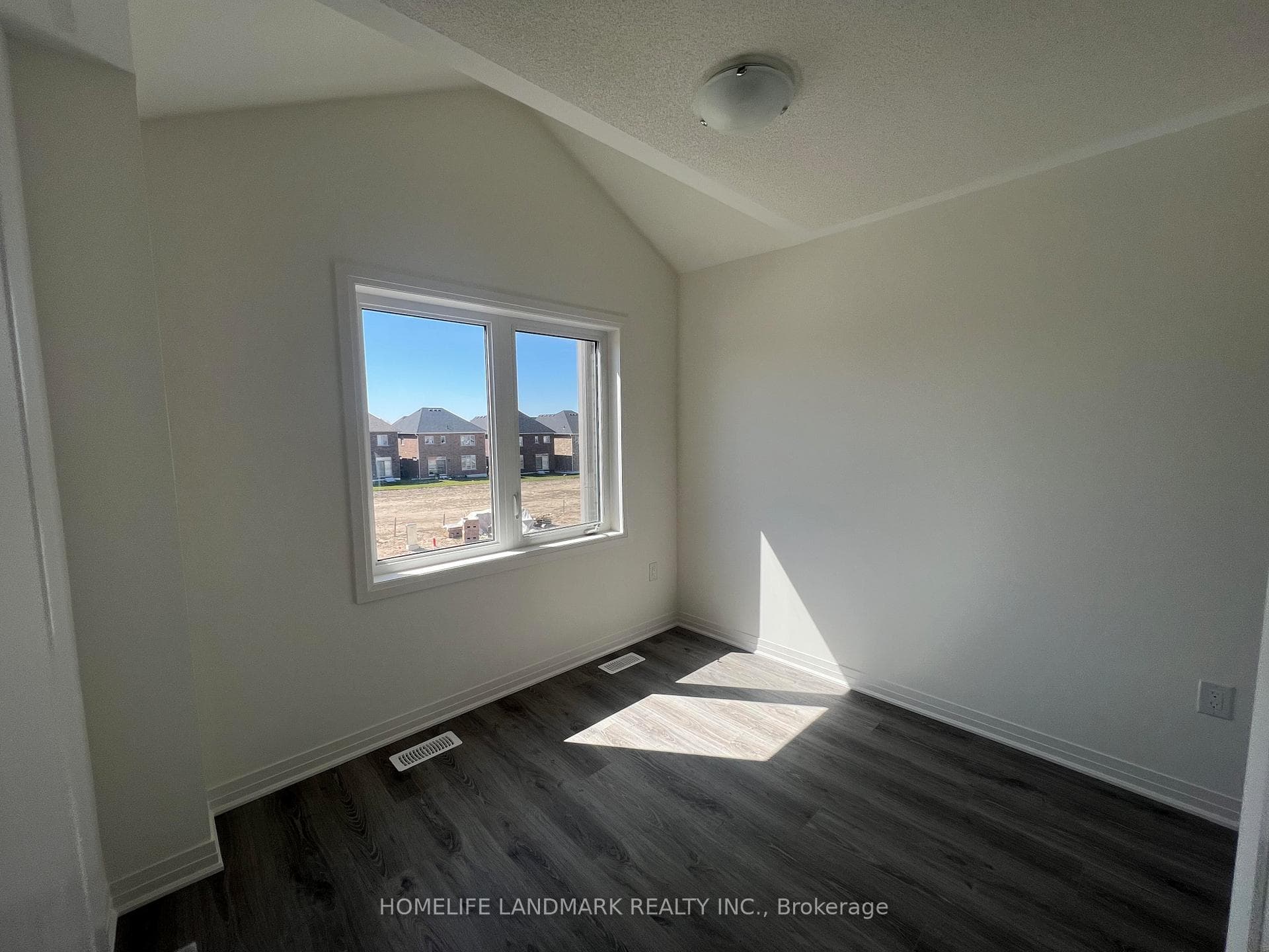 59 Sagewood Avenue photo 9