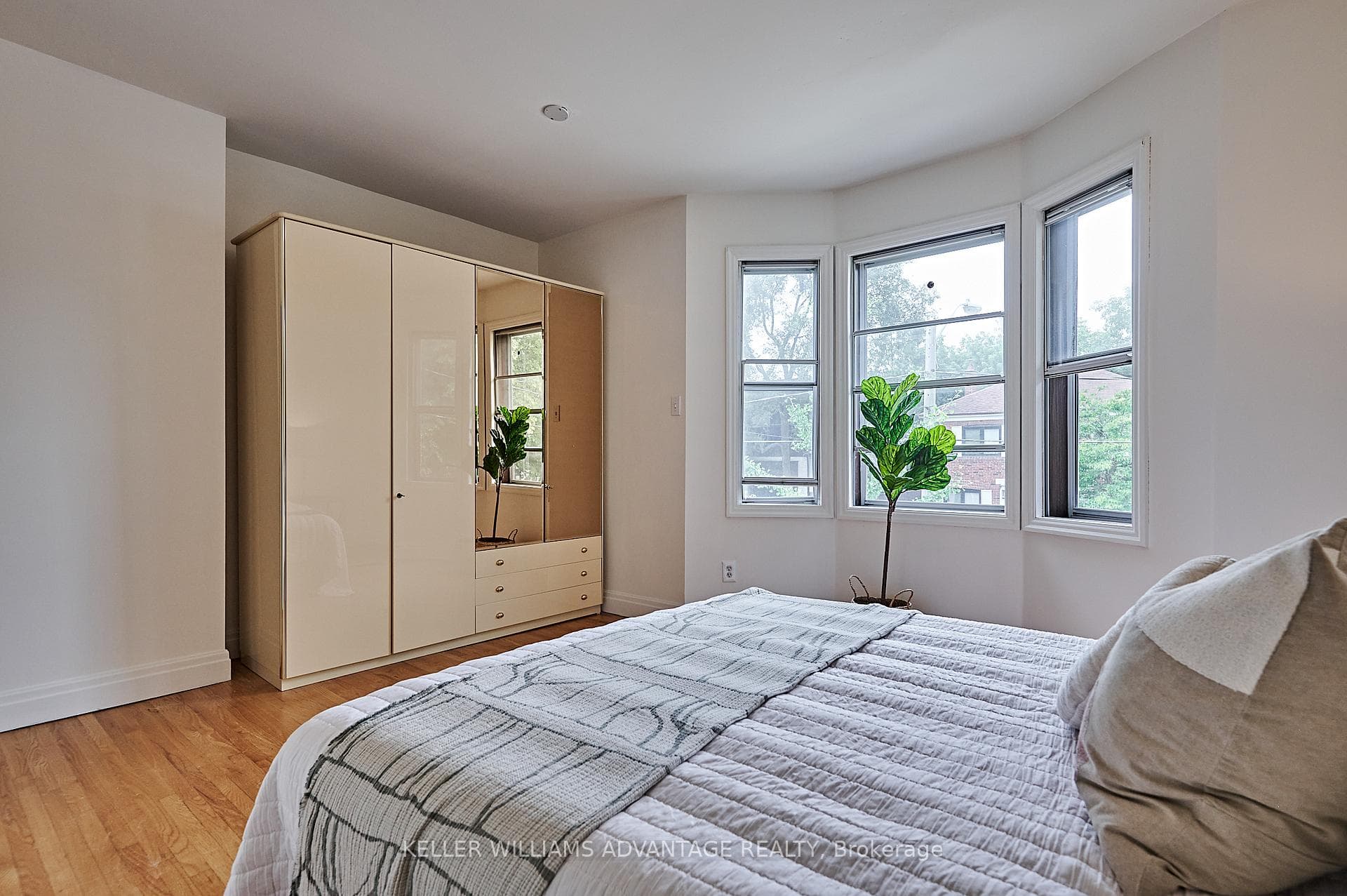 171 Ronan Avenue photo 14