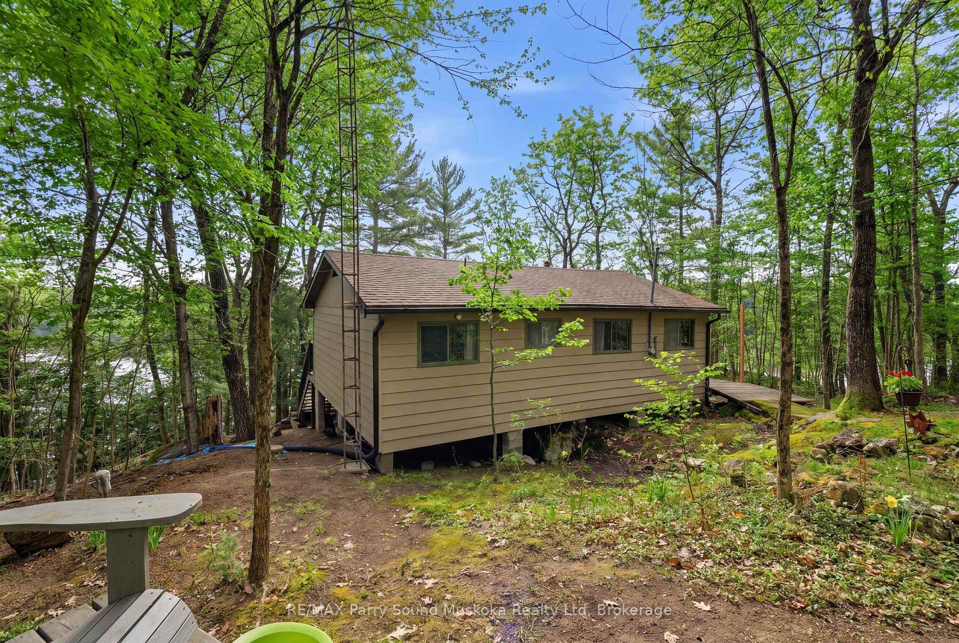 275 Salmon Lake Road photo 12