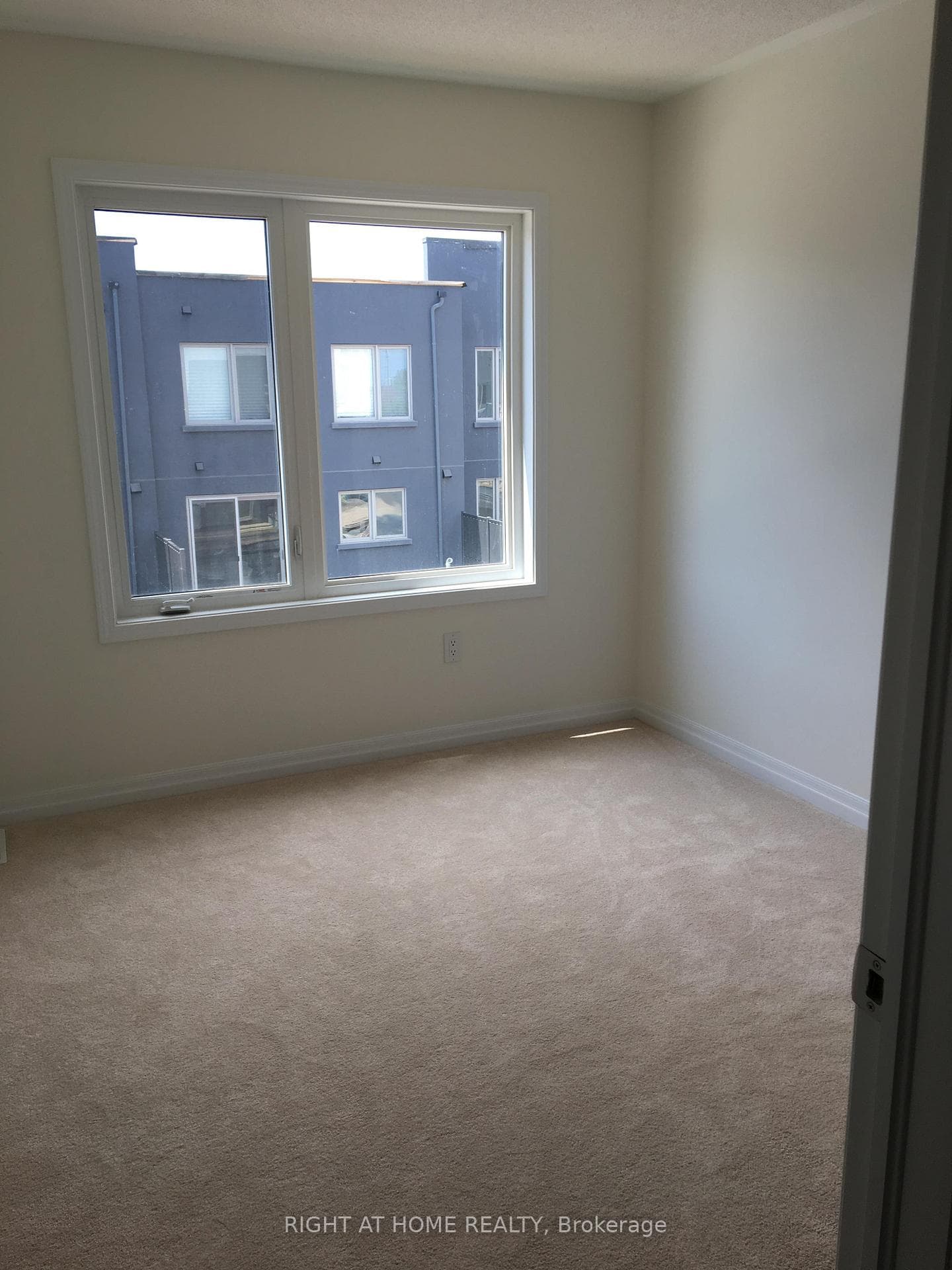 3021 Creekshore Common Avenue photo 18