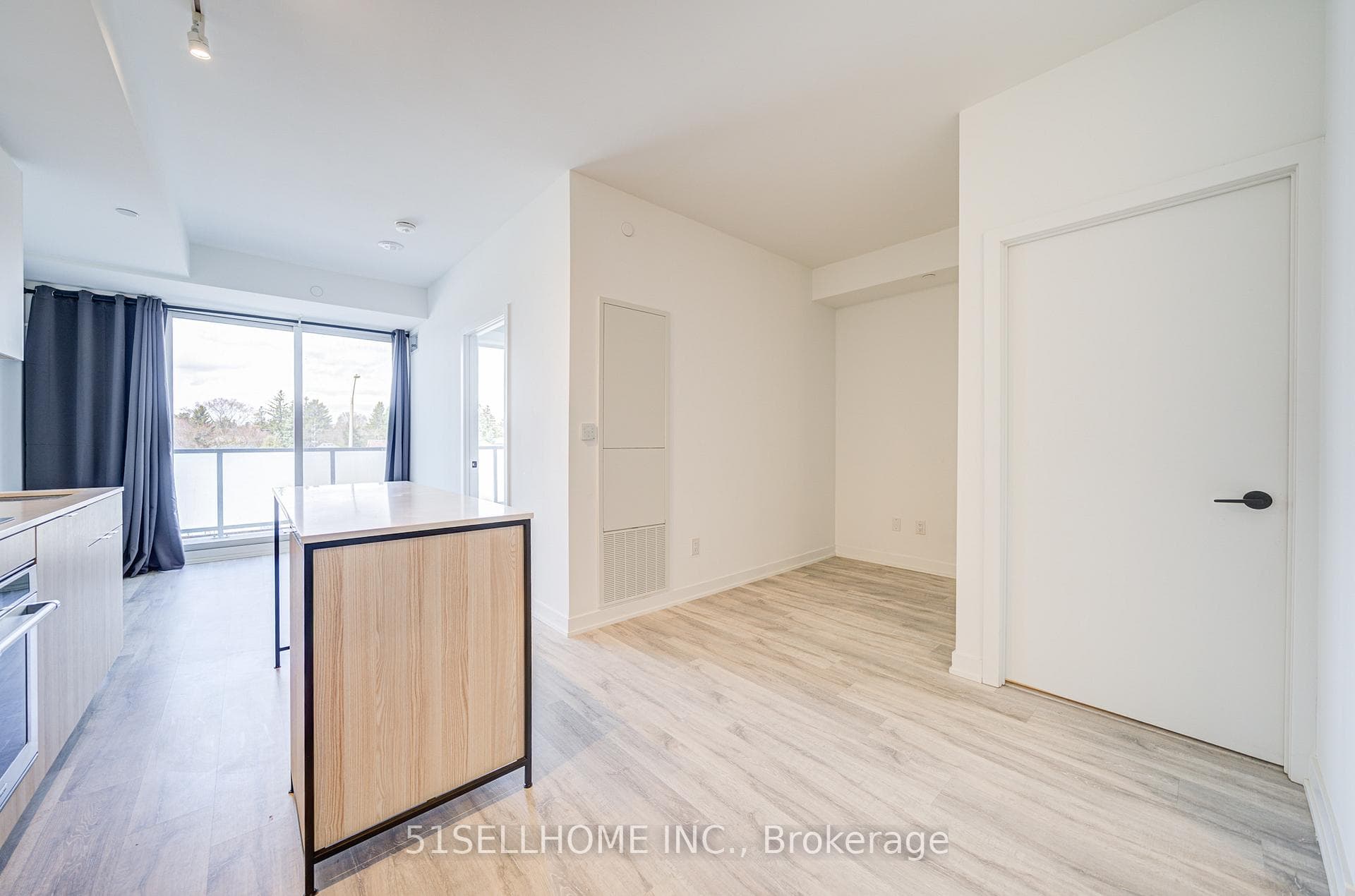 215 Lakeshore Road Unit 333 photo 19