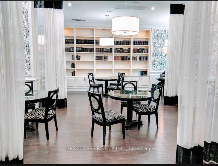 15 Greenview Avenue Unit 814 photo 27