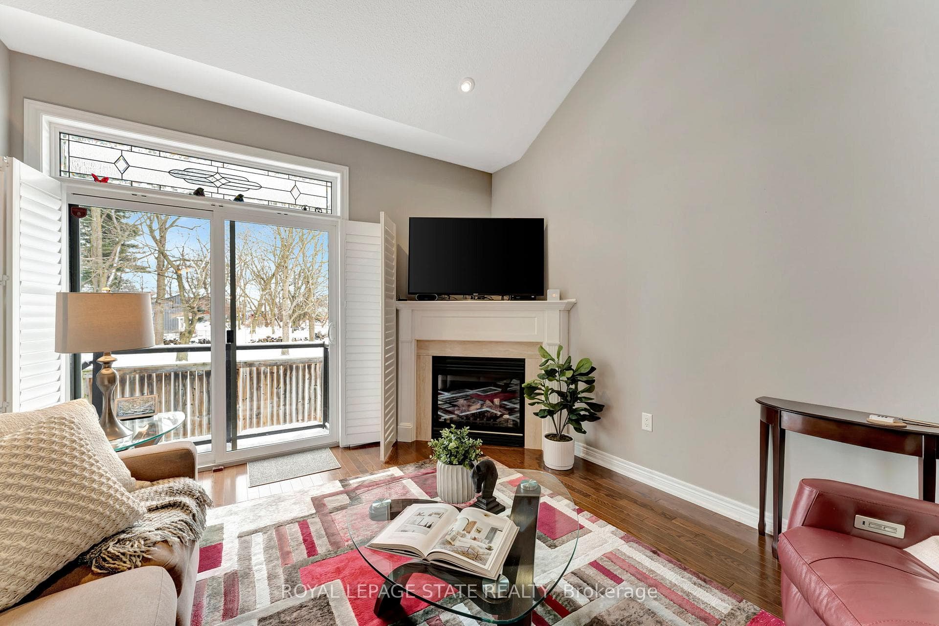 78 Toulon Avenue photo 9