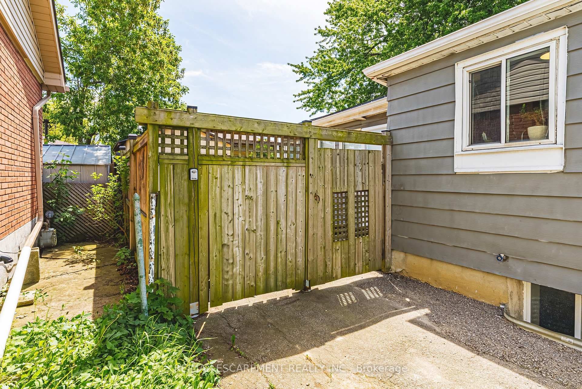 546 Mohawk Road photo 33