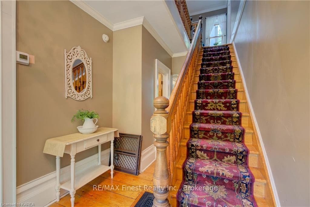 4895 WALLACE Road photo 36