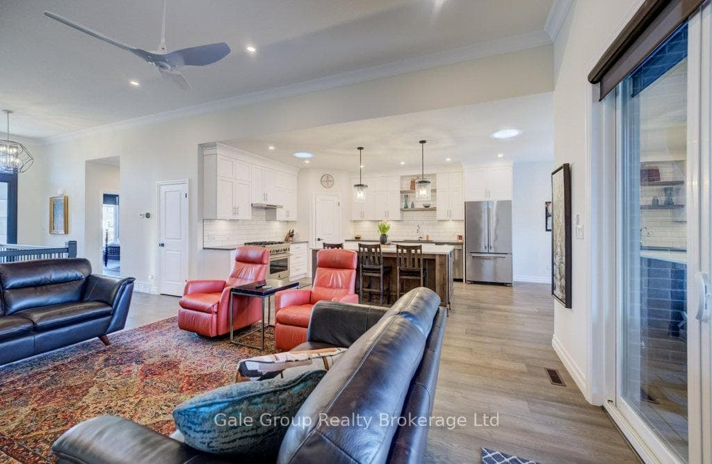 177 Tamarack Boulevard photo 16