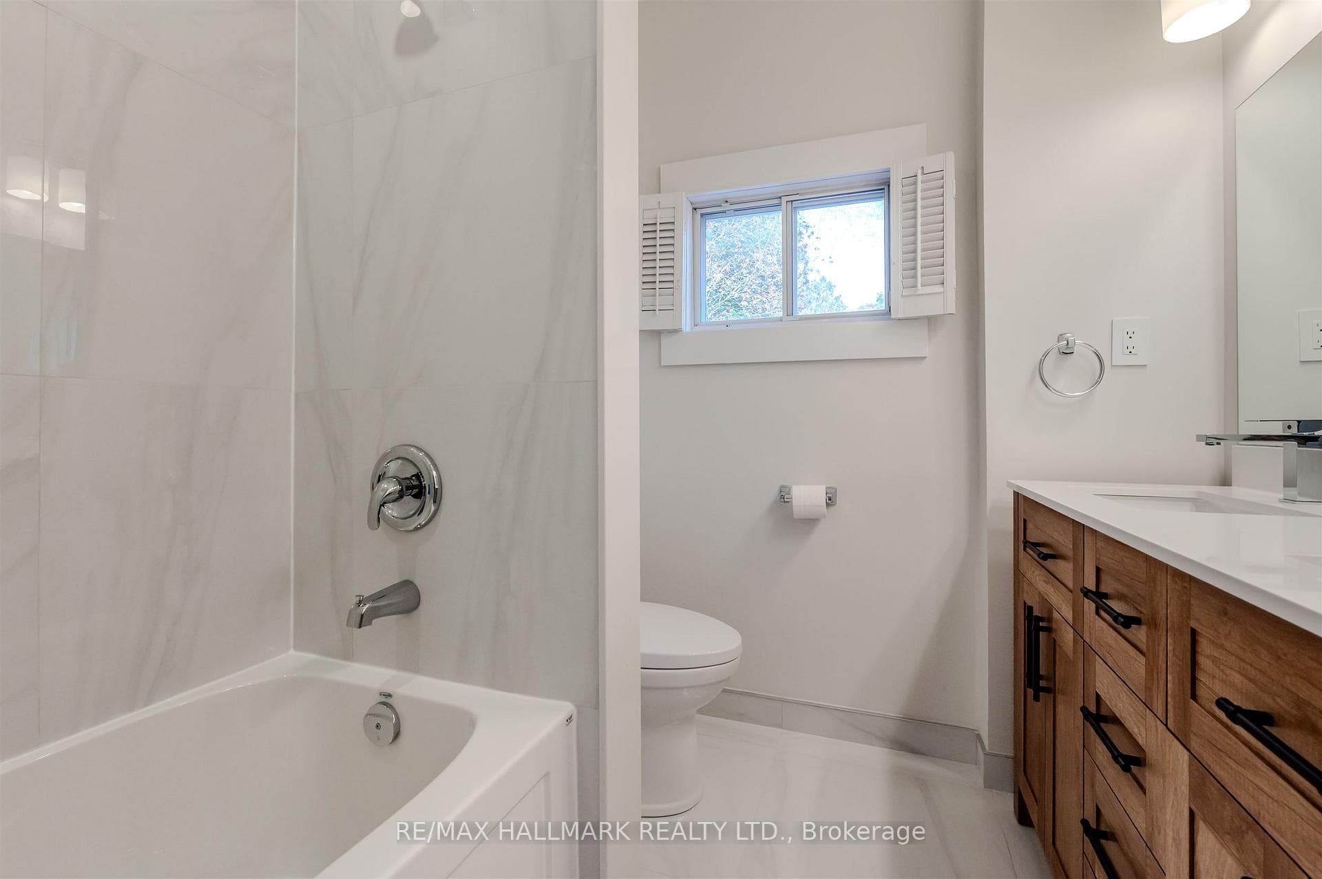 165 Wineva Avenue photo 30
