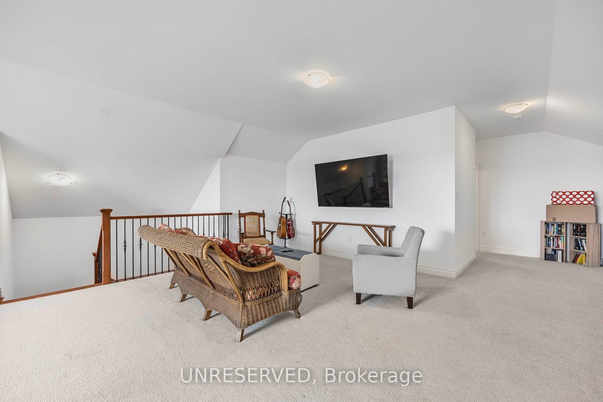 237 Diana Drive photo 35