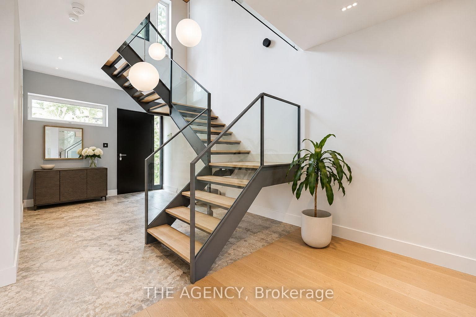 15 Albermarle Avenue photo 4