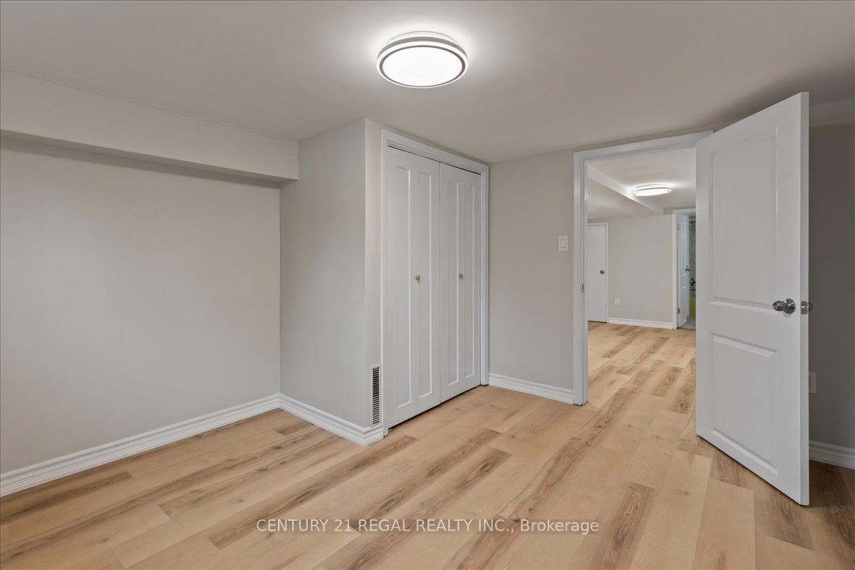 1090 8TH Street photo 39