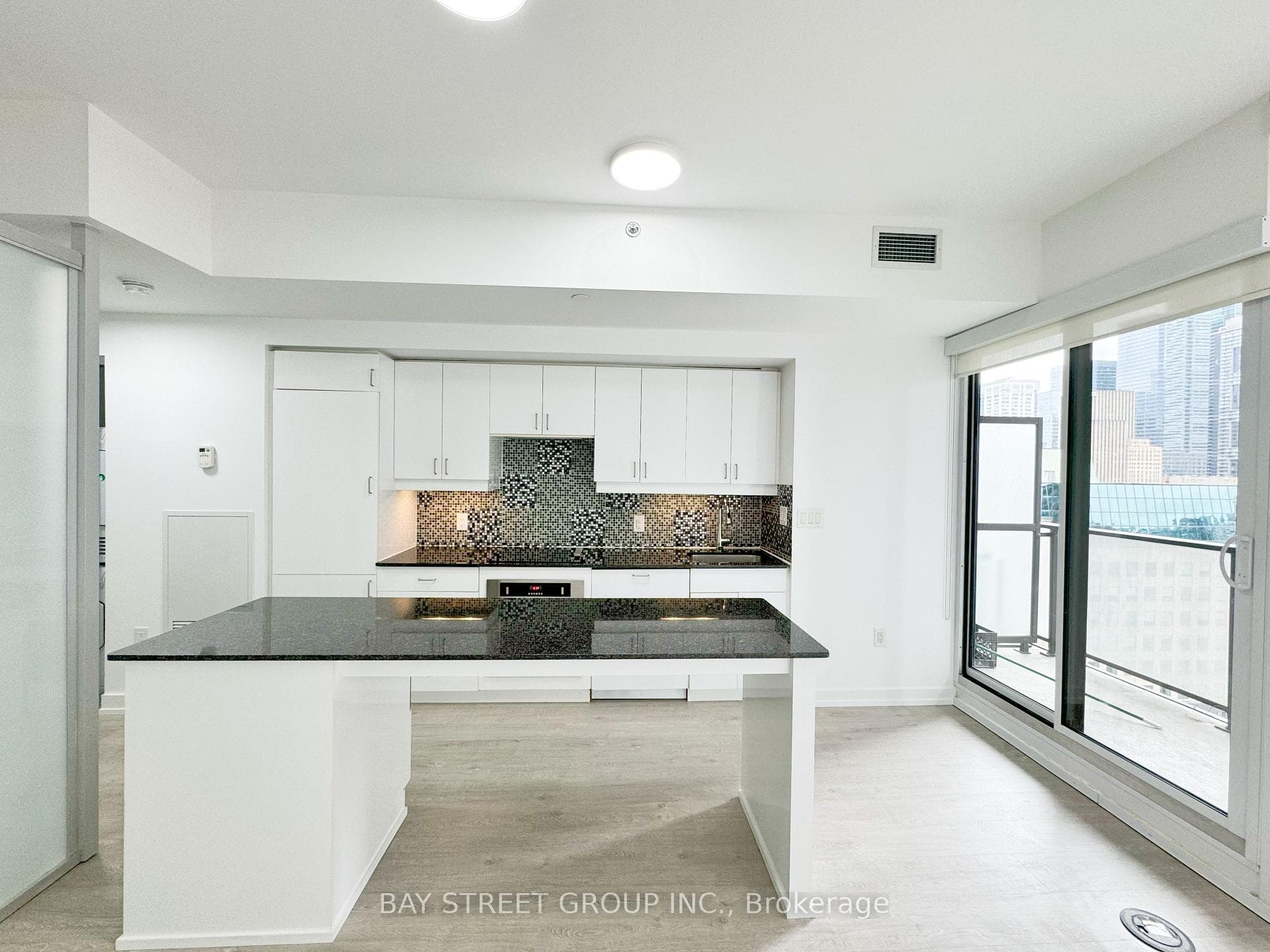 426 University Avenue Unit 1107 photo 14