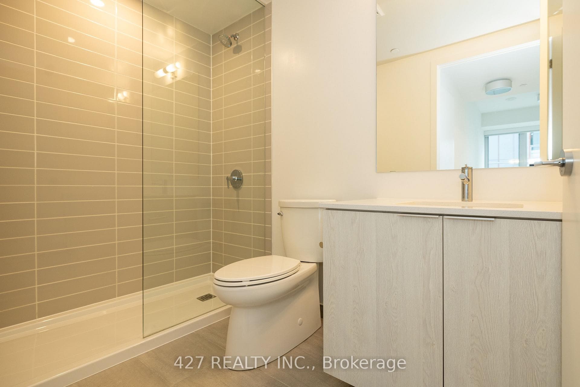 357 King Street Unit 3509 photo 12