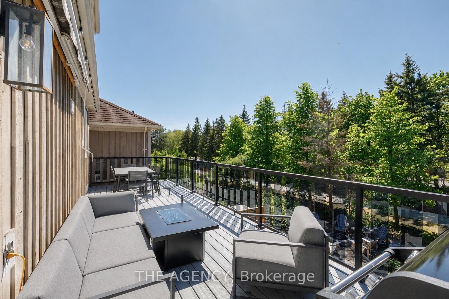 129 Venture Boulevard photo 35