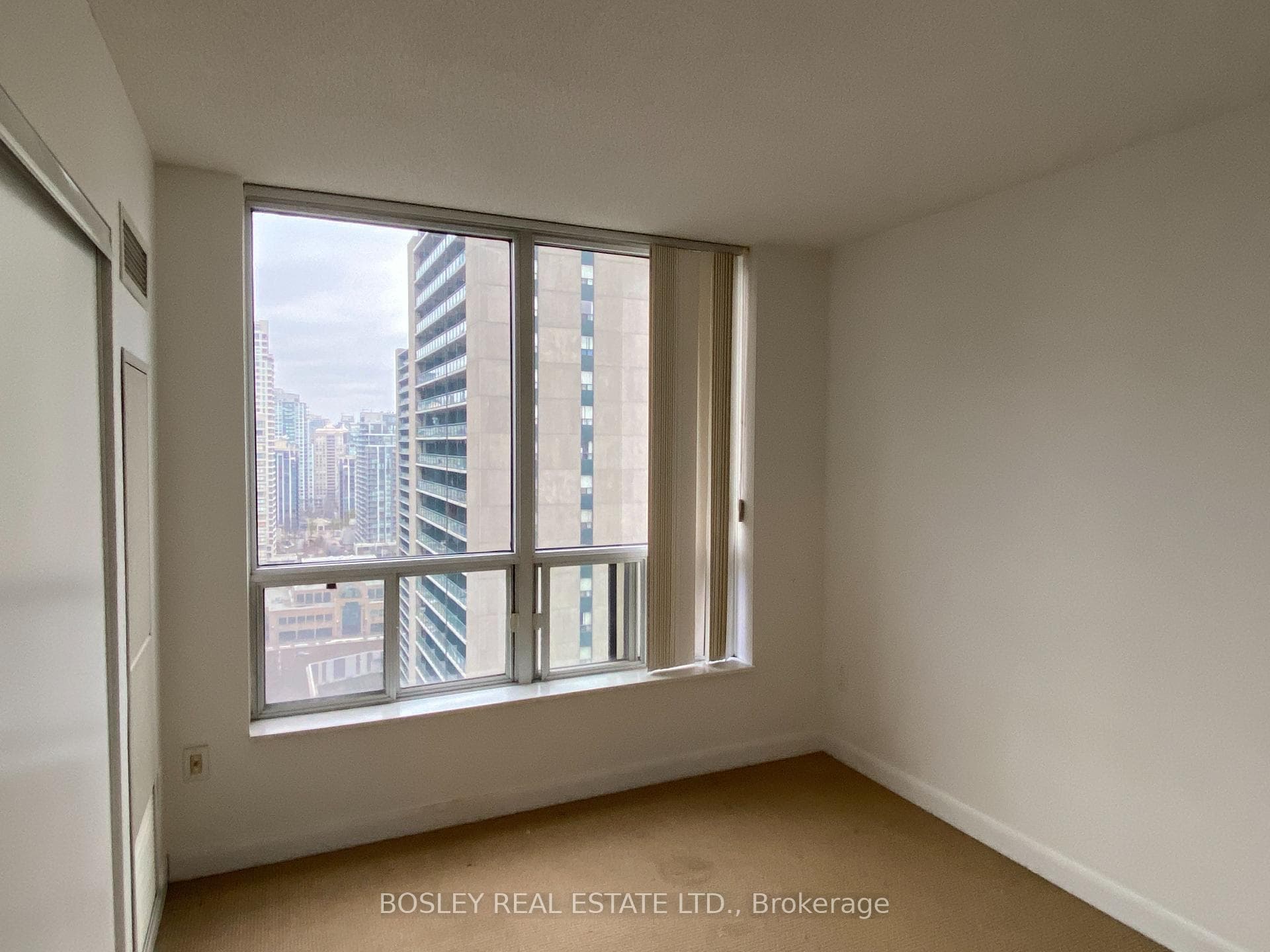 33 Sheppard Avenue Unit 2308 photo 24