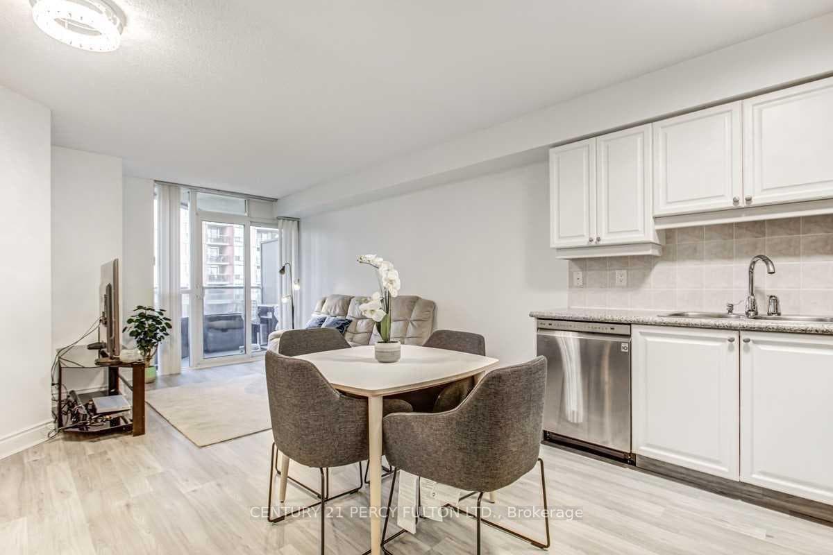 78 Harrison Garden Boulevard Unit 414 photo 5