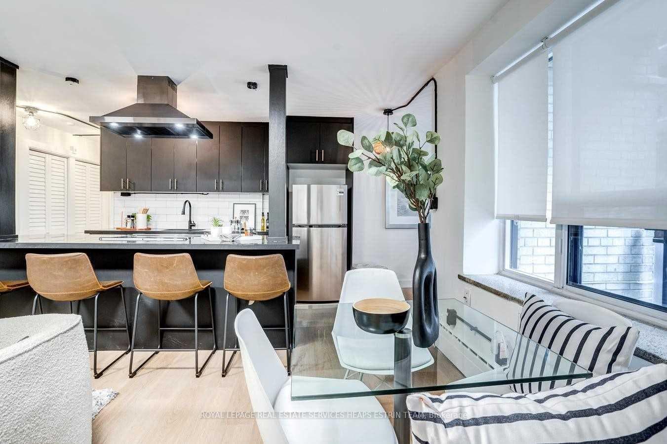 420 Eglinton Avenue Unit 206 photo 7