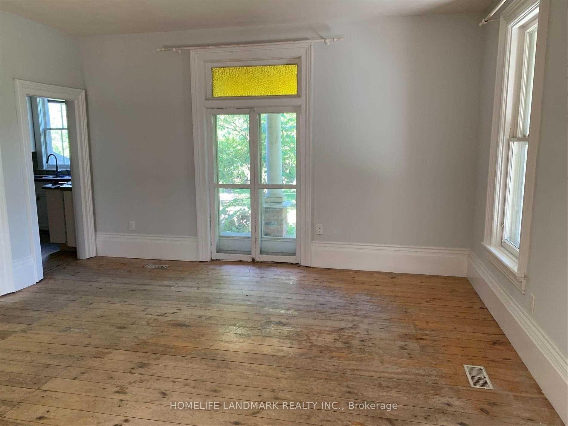 220 Gormley Road photo 2