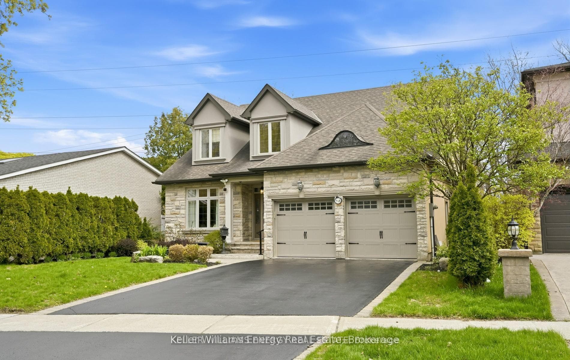 768 Duchess Drive photo 3