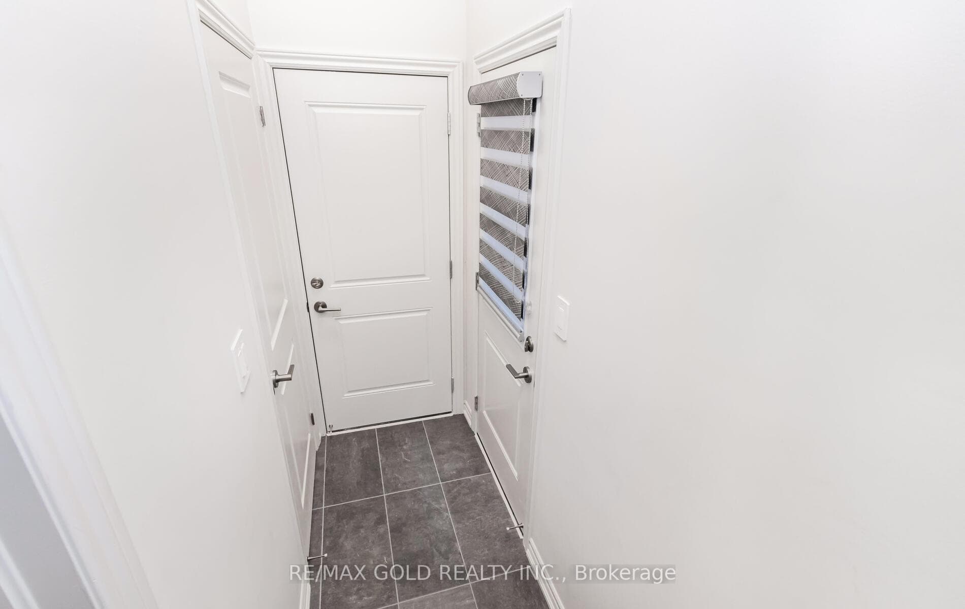 1466 Kitchen Court photo 32