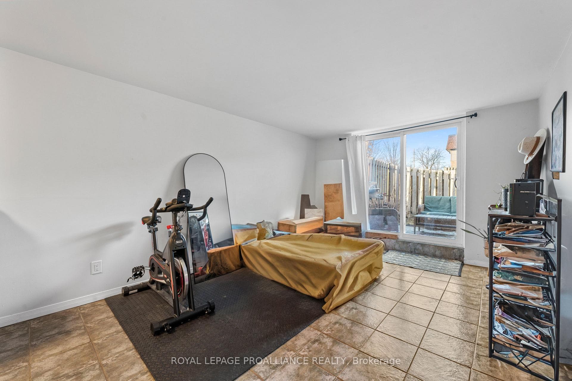 494 Elgin Street Unit 25 photo 23