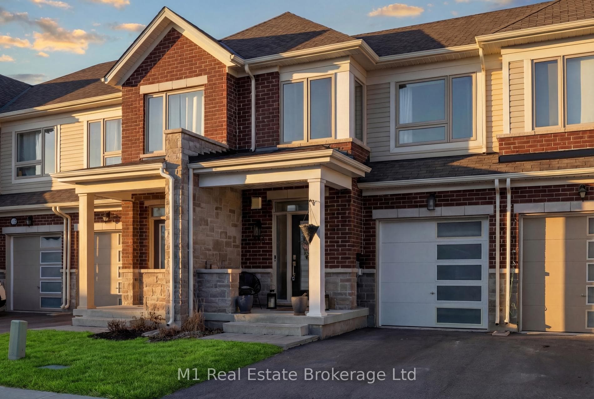 106 Edminston Drive photo 1
