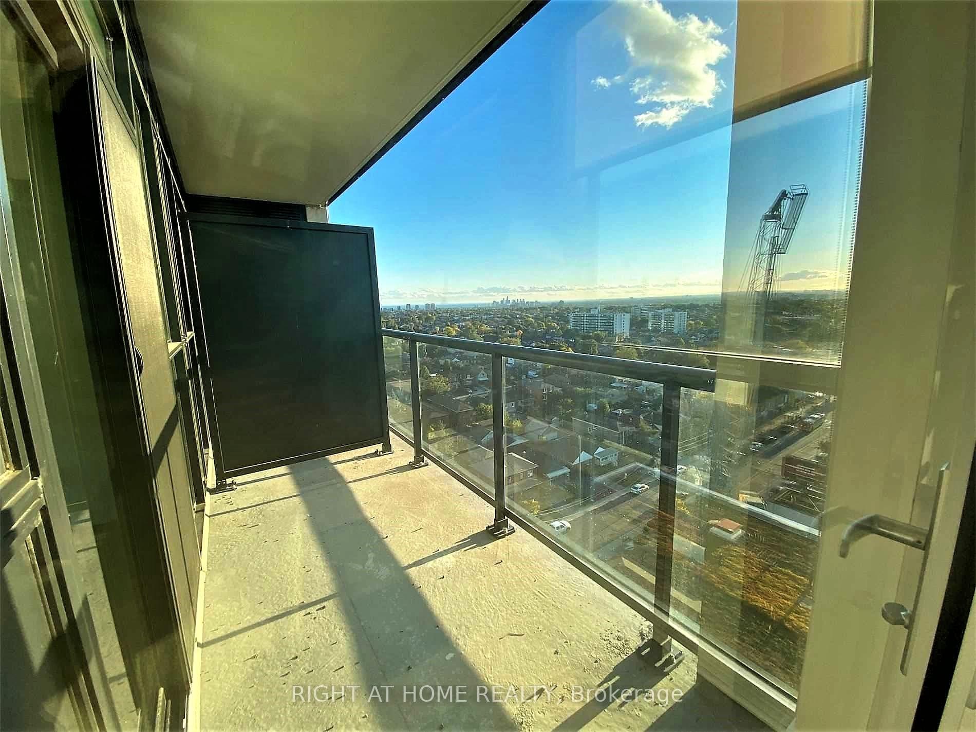 1603 Eglinton Avenue Unit 1307 photo 20