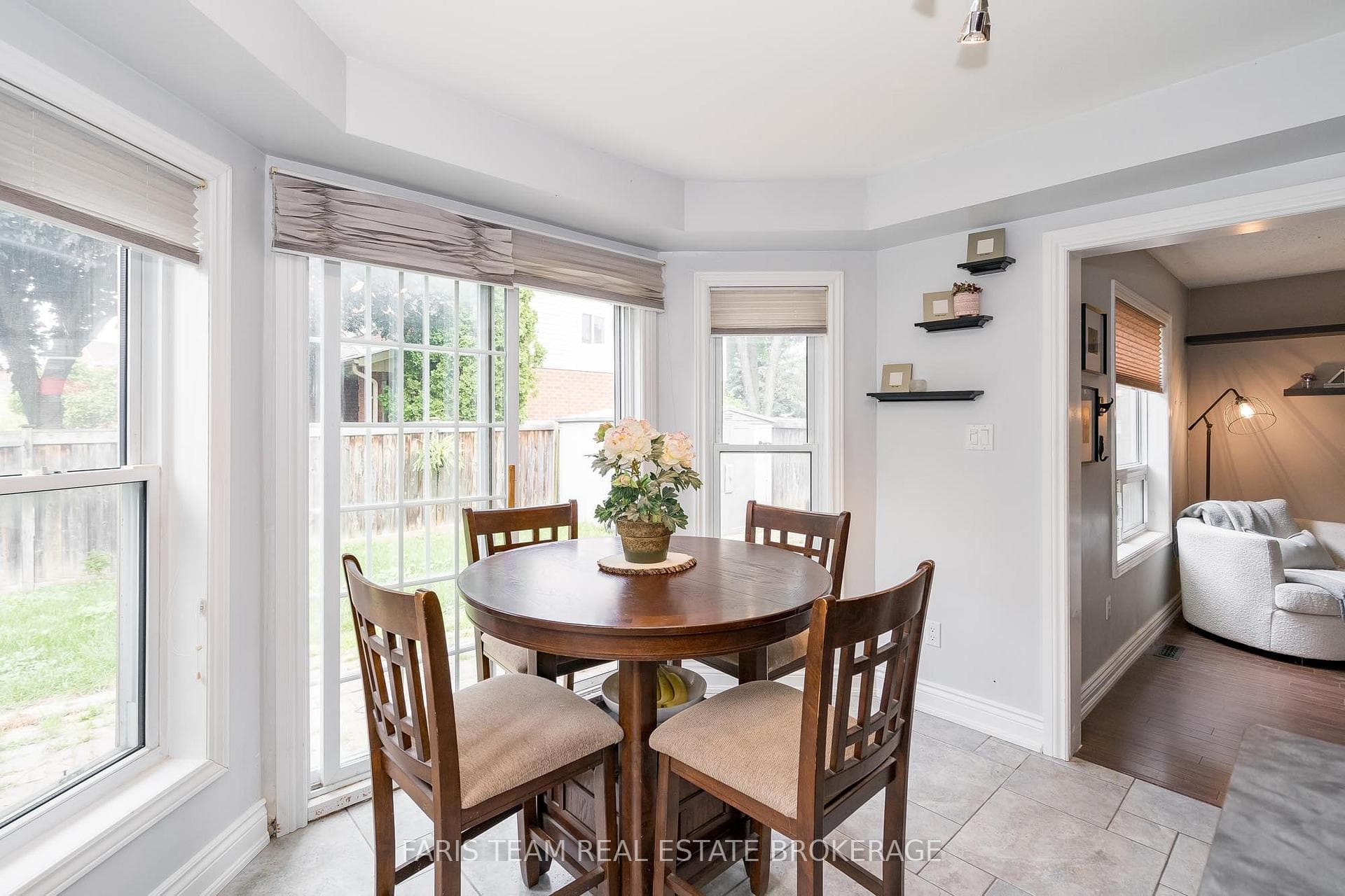 142 Livingstone Street photo 8