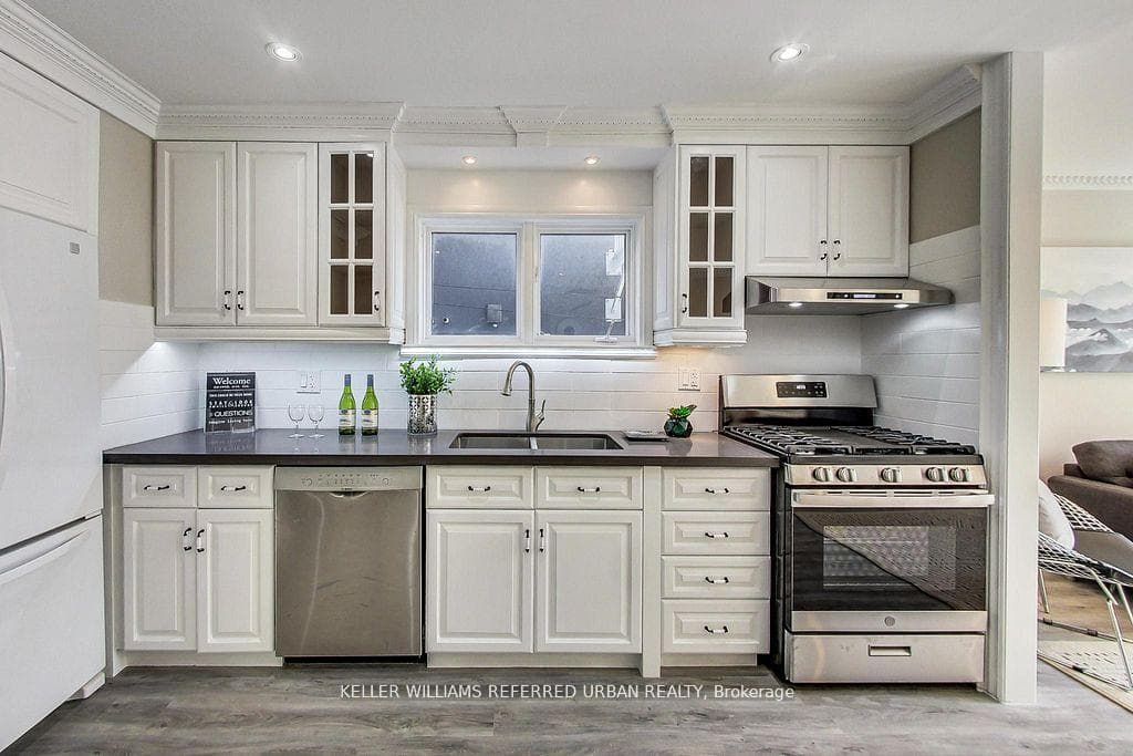 43 Northcote Avenue Unit Main photo 7