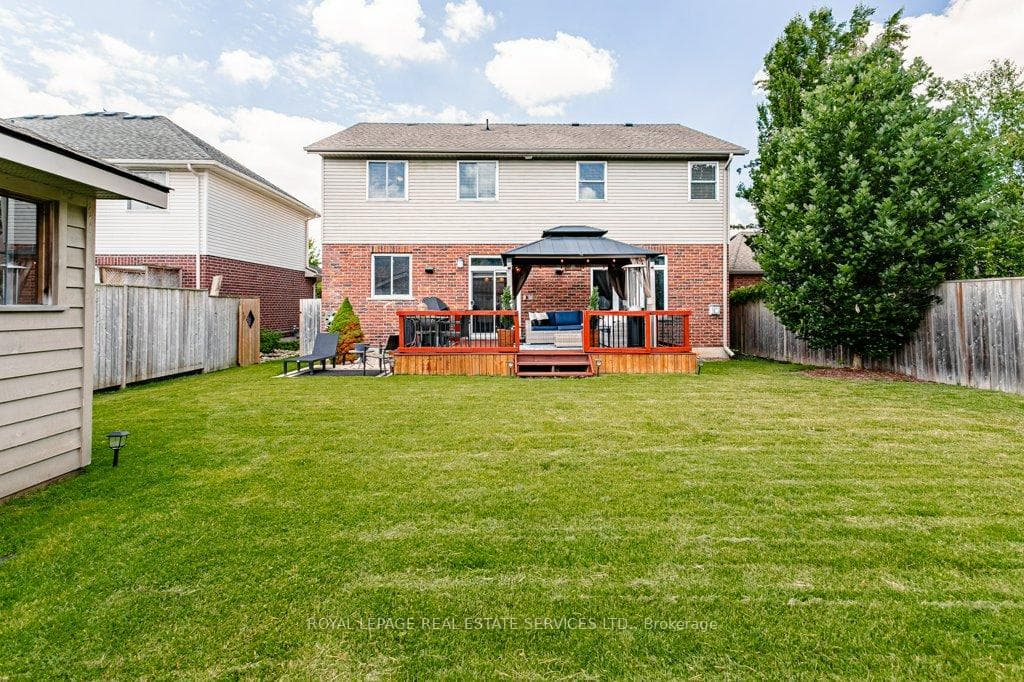 560 Lakeview Drive photo 42
