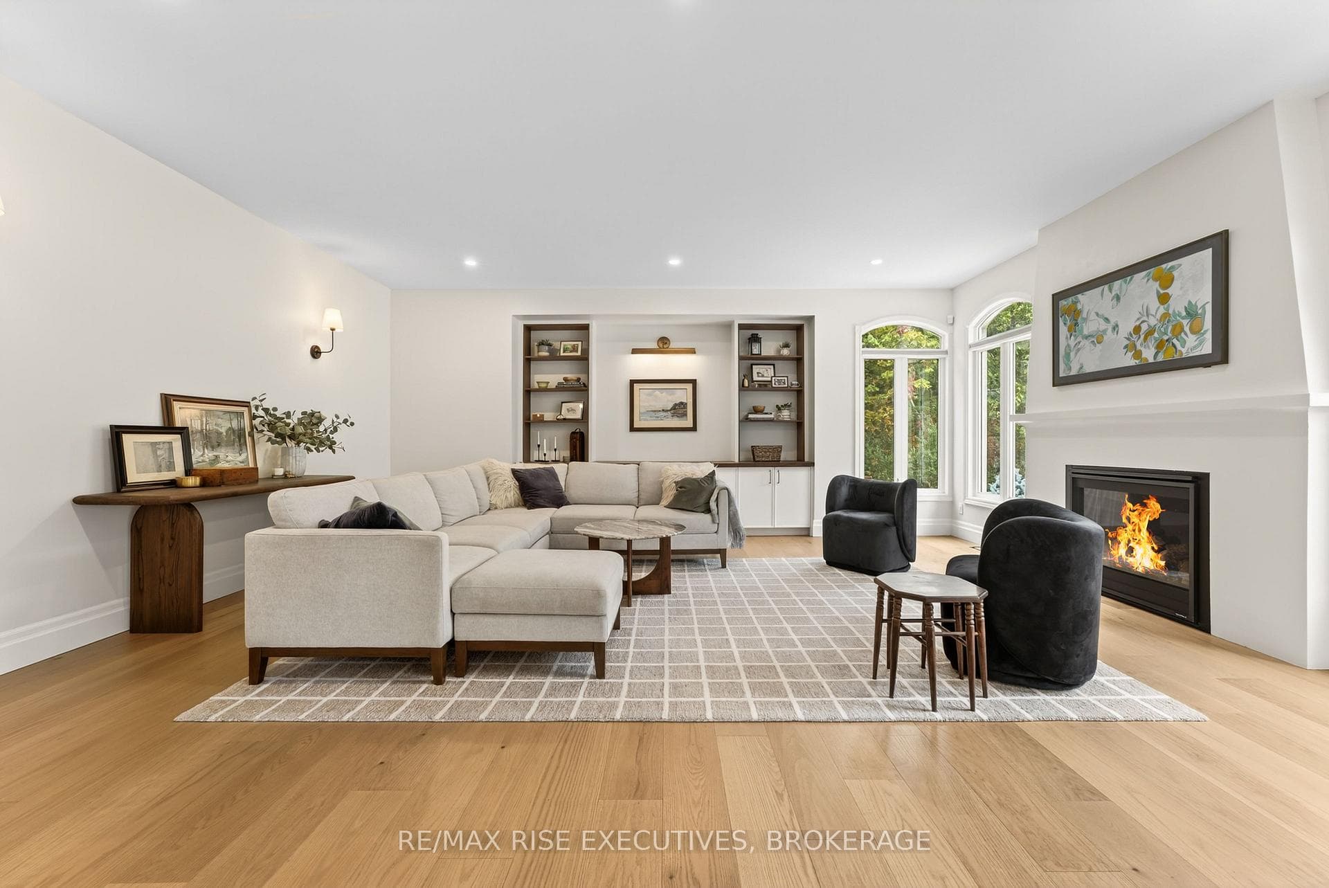 648 Woodland Place photo 18